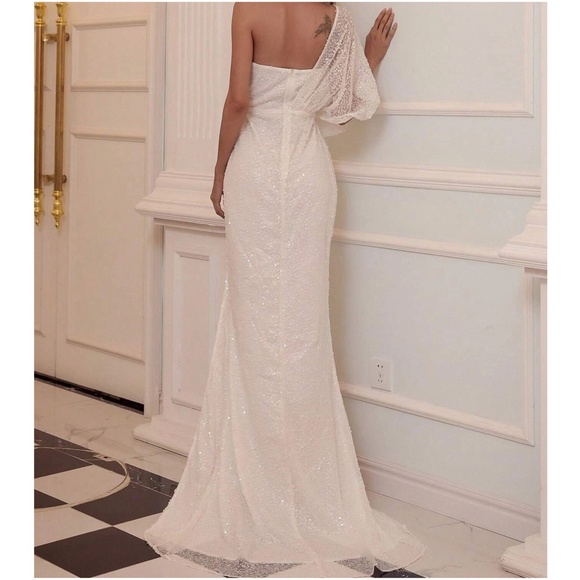 Luxe Sequin One Shoulder Evening Formal Wedding Dress - Picture 6 of 8